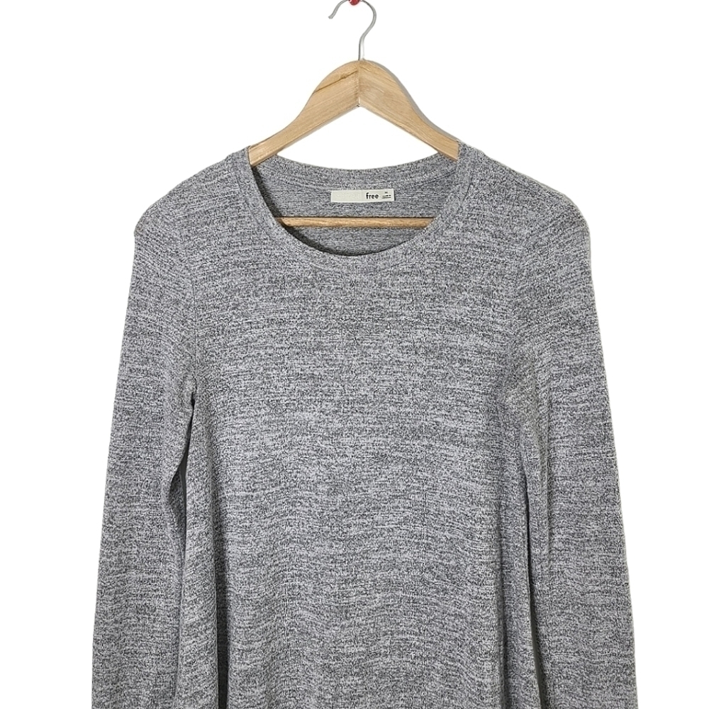 Aritzia Wilfred Free Diapason Gray Long Sleeve Tee Women's Size M - Picture 5 of 14